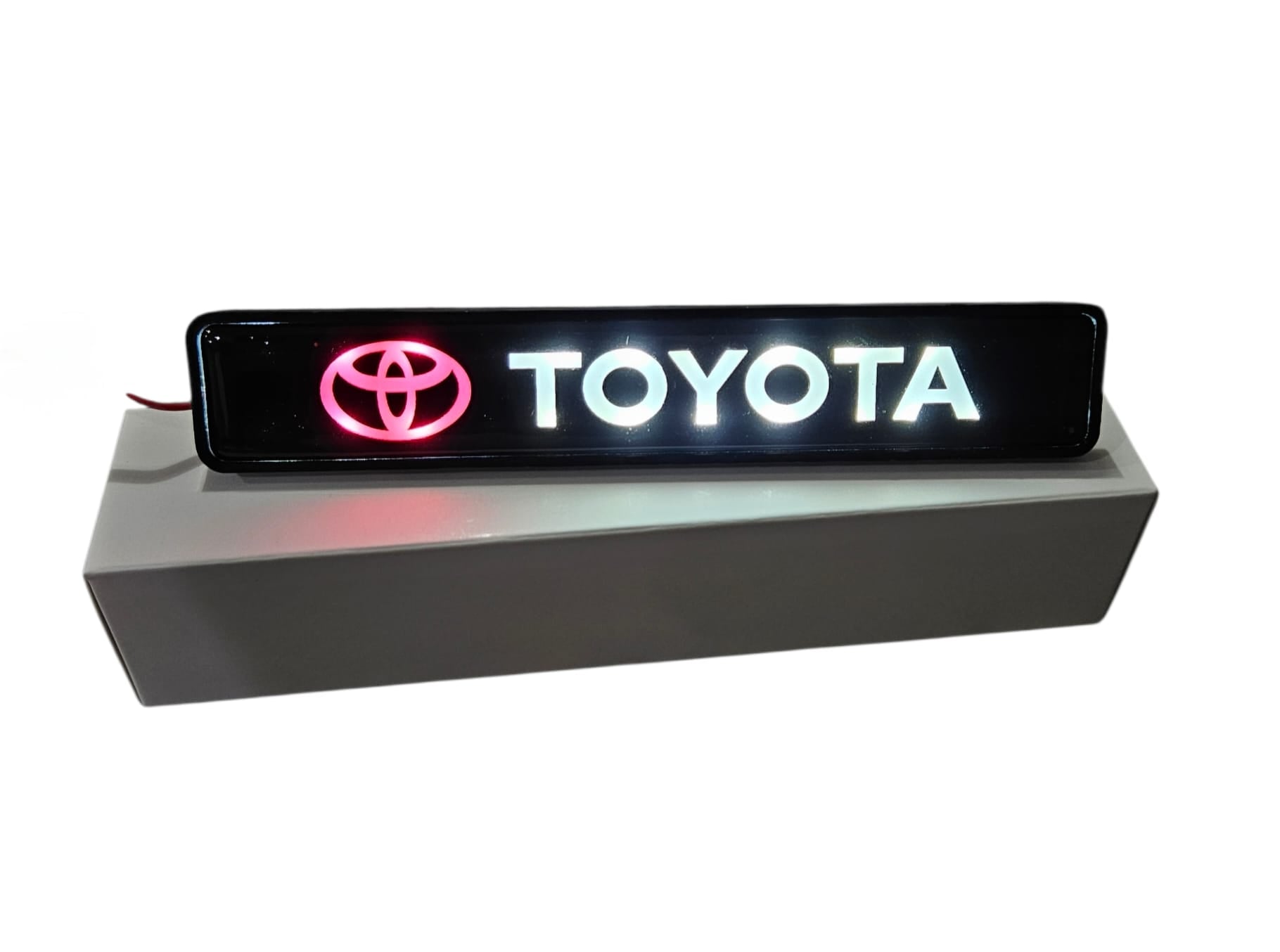 Toyota LED Front Grille Emblem Badge – 12V Illuminated Logo